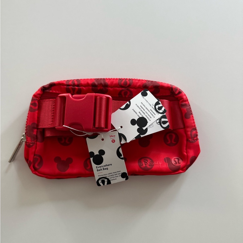 Lululemon x Disney everywhere beltbag - Picture 6 of 7